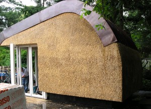 Nieuw rieten dak - Tuinhuisje Laren afgewerkt