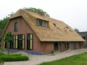 Rieten dak - Boerderij Woudenberg voorzijde