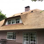 Rieten dak - Woonhuis Ermelo zijkant